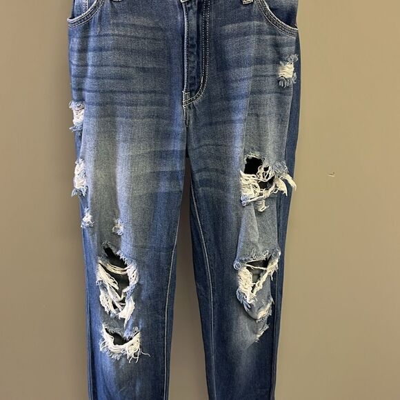KanCan Medium Blue Very Distressed Faded Straight Leg 5-Pocket Jeans- Size 9/28 - Picture 4 of 12